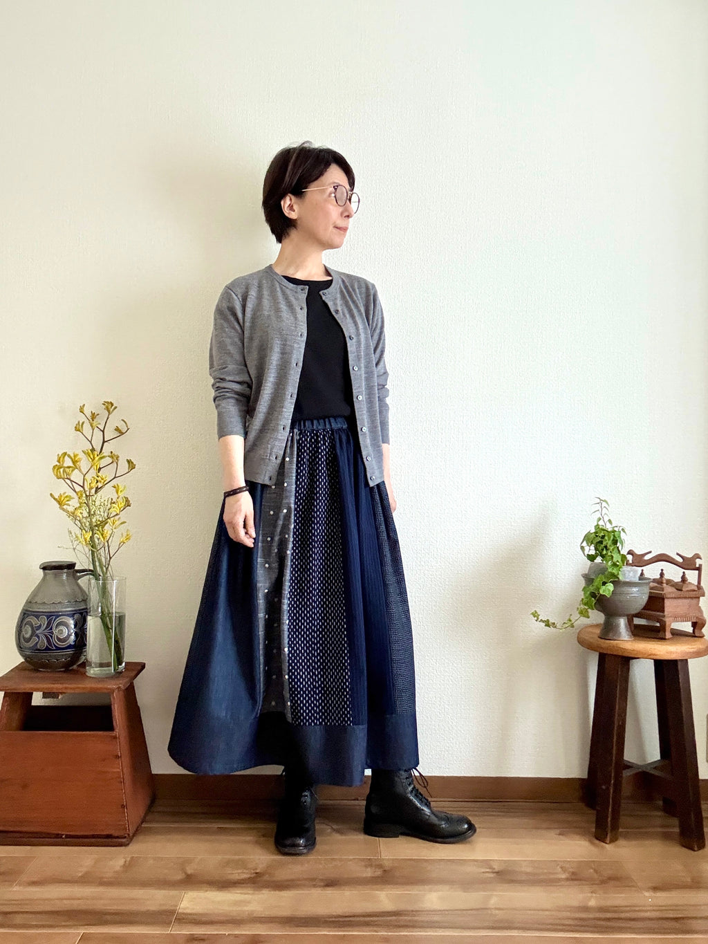 〈絣スカート〉縞絣とグレー水玉さん